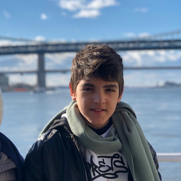 Meet your Posher, Sophy - Picture 5 of 7